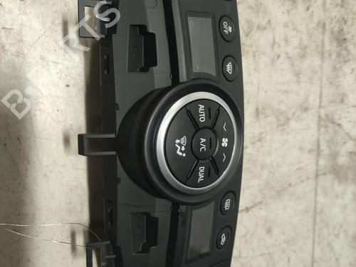 climate-control-toyota-verso-_r2_-2009-2010-2011-2012-2013-2014-2015-2016-2017-2018-36717748 main image