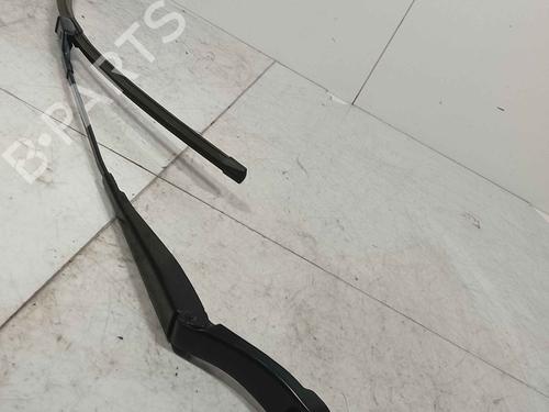 Used Front windshield wiper arm Front windshield wiper arm 36712388 36712388