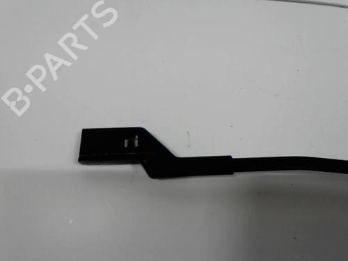Used Front windshield wiper arm Front windshield wiper arm PEUGEOT 208 II (UB_, UP_, UW_, UJ_) e-208 (136 hp) 36751435 36751435