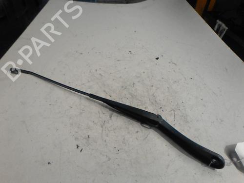 front-windshield-wiper-arm-dacia-duster-hs_-2010-2011-2012-2013-2014-2015-2016-2017-2018-36741179 main image