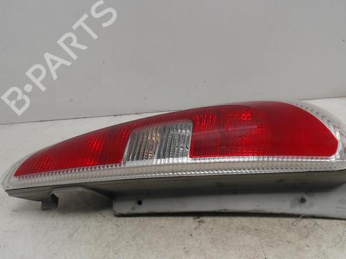 Farolim direito Farolim direito SKODA ROOMSTER (5J7) 1.9 TDI (105 hp) 36747209 36747209