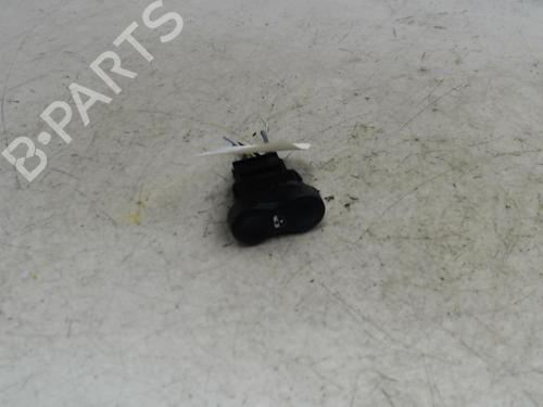 left-front-window-switch-dacia-duster-hs_-2010-2011-2012-2013-2014-2015-2016-2017-2018-36746445 main image