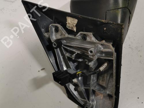 Used Right mirror Right mirror 37472792 37472792