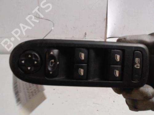 Used Left front window switch Left front window switch 36736089 36736089