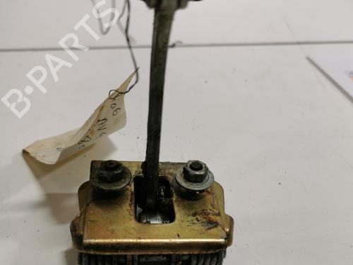 Used Hinge/Door check strap Hinge/Door check strap 36723058 36723058