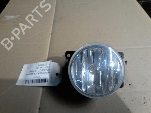 Used Left front fog light Left front fog light 36745057 36745057