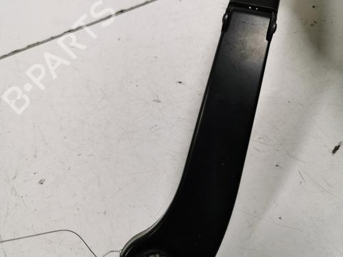 front-windshield-wiper-arm-renault-clio-iii-br01-cr01-2005-2006-2007-2008-2009-2010-2011-2012-2013-2014-36705235 main image