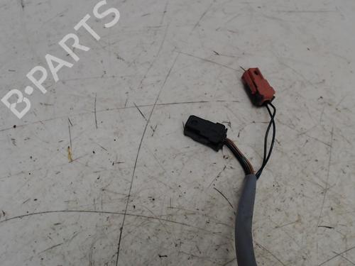 Used Right mirror Right mirror PEUGEOT 1007 (KM_) 1.4 HDi (68 hp) 36746474 36746474