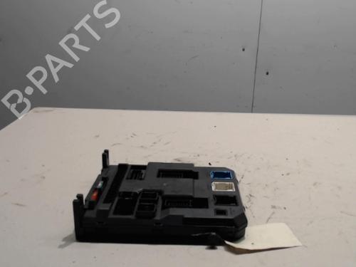 Used Fuse box Fuse box 36726829 36726829