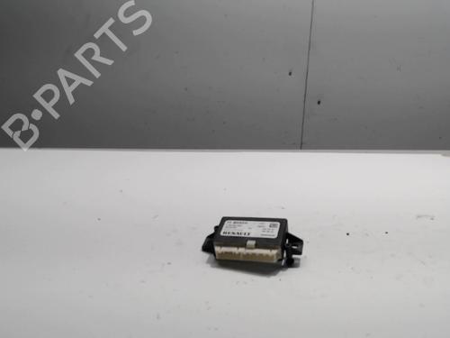 electronic-module-renault-clio-iv-bh_-2012-2013-2014-2015-2016-2017-2018-2019-2020-2021-36724425 main image
