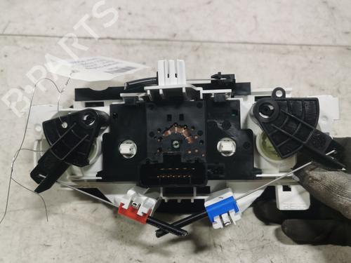 Climate control RENAULT TWINGO III (BCM_, BCA_) 1.0 SCe 70 | BP36717924I5 - Image 4