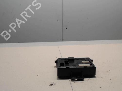 Used Fuse box Fuse box 36725116 36725116