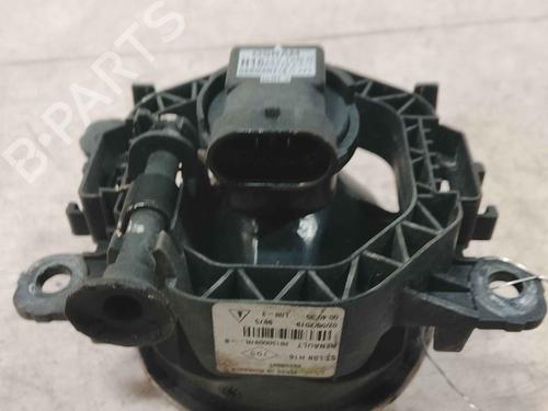left-front-fog-light-renault-megane-iv-hatchback-b9amn_-2015-36714986 main image