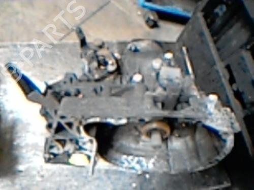 Getriebe für Getriebe NISSAN MICRA III (K12) 1.5 dCi (65 hp) 36724849 36724849