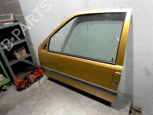 Porta frente esquerda Porta frente esquerda CITROËN SAXO (S0, S1) [1996-2004] 36750469 36750469