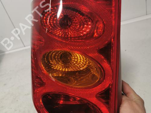 left-taillight-peugeot-1007-km_-2005-36717729 main image