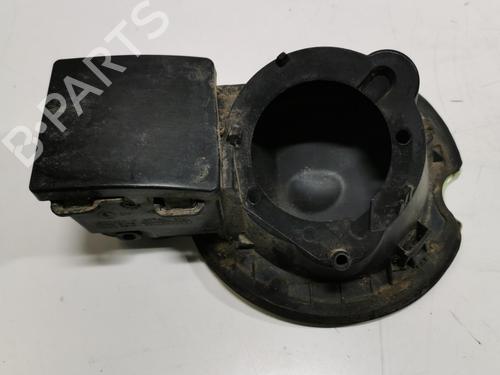 fuel-flap-renault-twingo-ii-cn0_-2007-36723084 main image