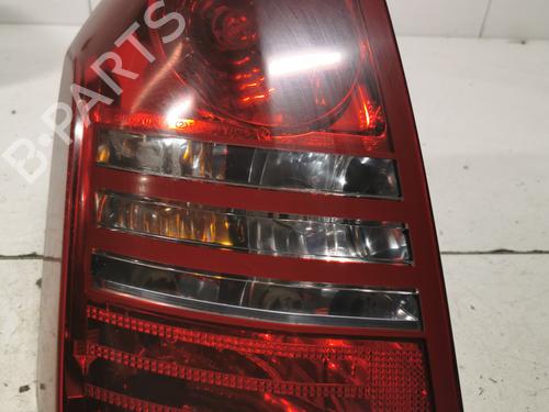 Farolim esquerdo Farolim esquerdo CHRYSLER 300C (LX, LE) 3.0 CRD (218 hp) 36708339 36708339