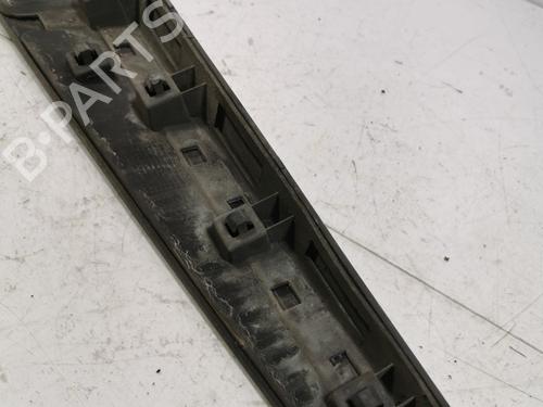 door-moulding-trim-renault-clio-iv-bh_-2012-2013-2014-2015-2016-2017-2018-2019-2020-2021-39177374 main image