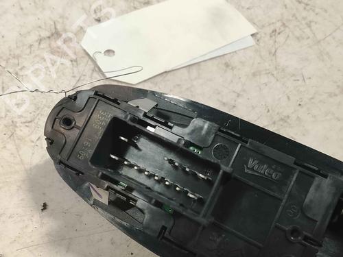 Used Left front window switch Left front window switch PEUGEOT 208 I (CA_, CC_) 1.6 HDi (92 hp) 36716330 36716330