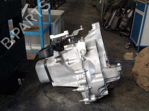 Gearbox CITROËN C3 II (SC_) 1.2 VTi 82 | BP36725883M3 - Image 2