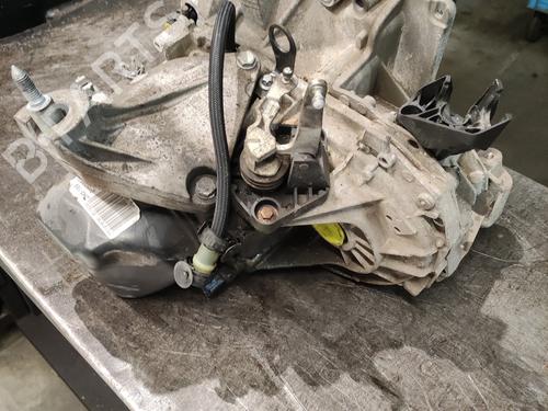 Used Gearbox Gearbox RENAULT TWINGO II (CN0_) 1.2 Turbo (CN0C, CN0F) (100 hp) 36704698 36704698