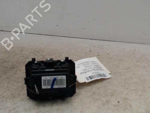 Used Heater resistor Heater resistor RENAULT TRAFIC III Bus (JG_) [2014-2026] 36745441 36745441