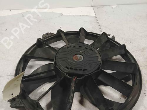 Used Radiator fan Radiator fan 36713884 36713884