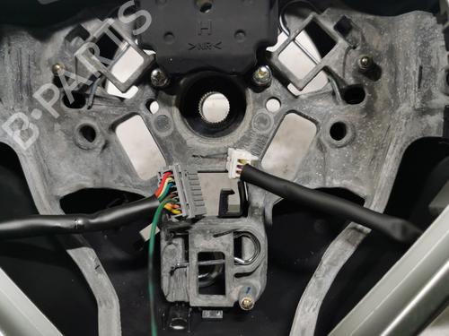Steering wheel RENAULT ALASKAN | BP37528406C49 - Image 2