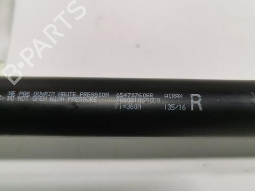 amortecedor-do-capot-renault-megane-iv-hatchback-b9amn_-2015-36704637 main image