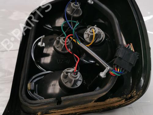 left-taillight-vw-polo-iv-saloon-9a4-9a2-9n2-9a6-2002-36722934 main image