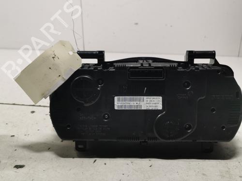 instrument-cluster-renault-megane-iv-hatchback-b9amn_-2015-36708439 main image