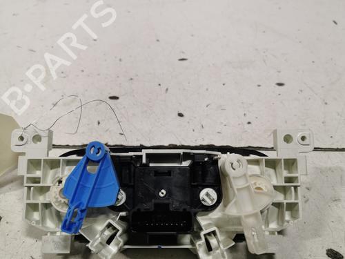 Used Climate control Climate control OPEL VIVARO B Platform/Chassis (X82) 1.6 CDTI (03) (120 hp) 36708178 36708178