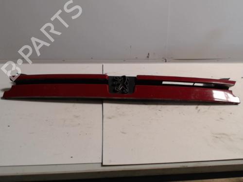 Used Grille Grille 36728909 36728909