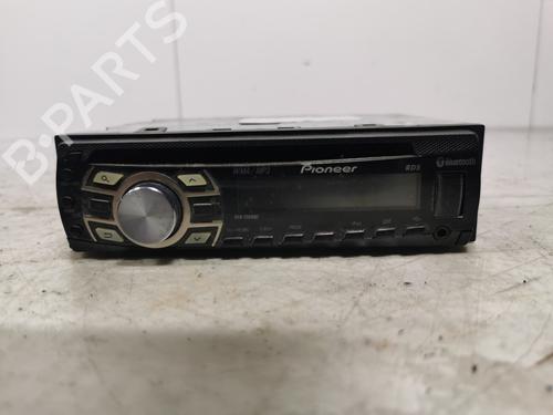 radio-renault-scenic-ii-jm01_-2003-2004-2005-2006-2007-2008-2009-2010-40204236 main image