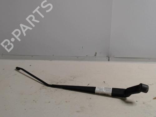 front-windshield-wiper-arm-nissan-pixo-ua0-2009-36723306 main image