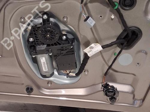 Used Left rear door Left rear door 38764603 38764603