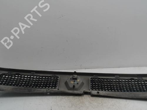 Grelha Grelha RENAULT MASTER II Platform/Chassis (ED/HD/UD) 2.5 dCi (ED01, ED0Y, ED41, ED4Y, ED81, ED8Y, ED91, ED9Y,... (146 hp) 36742086 36742086