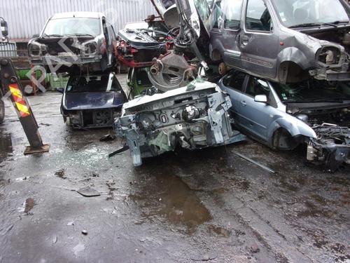 Third brake light RENAULT CLIO IV (BH_) 0.9 TCe 90 (BHNF, BHMA, BHMH, BHJK, BHJR) | BP36724440L11 - Image 19