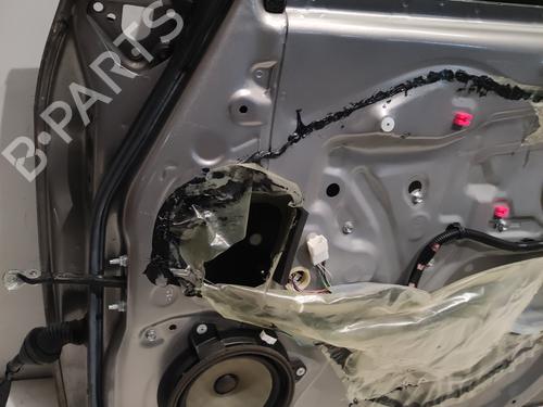 right-front-door-toyota-verso-_r2_-2009-2010-2011-2012-2013-2014-2015-2016-2017-2018-36717753 main image