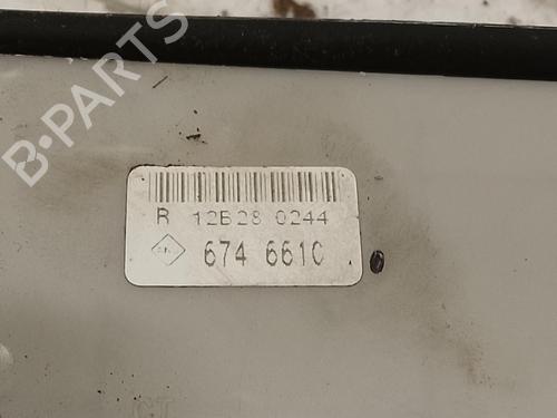 fuse-box-renault-modus-grand-modus-fjp0_-2004-40438428 main image
