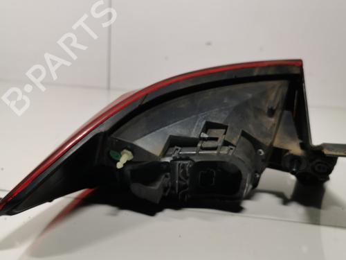 right-taillight-renault-clio-iv-bh_-2012-2013-2014-2015-2016-2017-2018-2019-2020-2021-36709425 main image