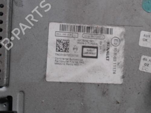 radio-renault-kangoo-grand-kangoo-ii-kw01_-2008-36735742 main image