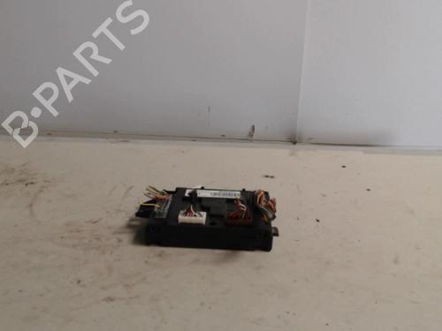 Used Fuse box Fuse box 36727397 36727397