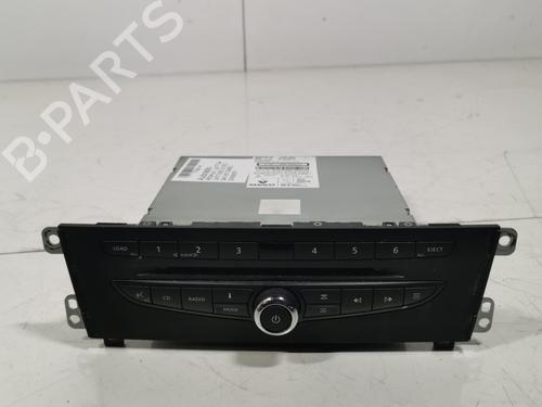 Used Radio Radio RENAULT LATITUDE (L70_) 3.0 dCi 240 (L70G) (241 hp) 36708990 36708990
