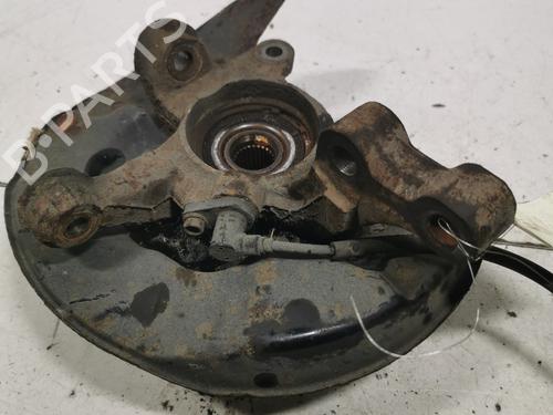 Used Right front steering knuckle Right front steering knuckle TOYOTA CELICA Coupe (_T23_) 1.8 16V VT-i (ZZT230_, ZZT230) (143 hp) 36708372 36708372