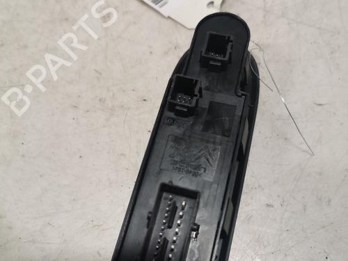 Used Left front window switch Left front window switch 36718328 36718328