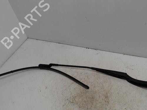 Used Front windshield wiper arm Front windshield wiper arm RENAULT TRAFIC III Bus (JG_) [2014-2026] 36745446 36745446