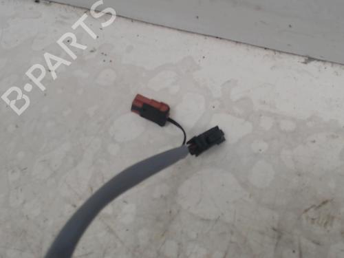 Used Right mirror Right mirror PEUGEOT 1007 (KM_) 1.4 (75 hp) 36749014 36749014