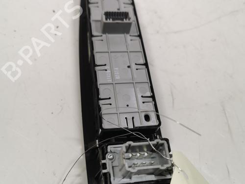 Used Left front window switch Left front window switch RENAULT LATITUDE (L70_) 3.0 dCi 240 (L70G) (241 hp) 36708993 36708993